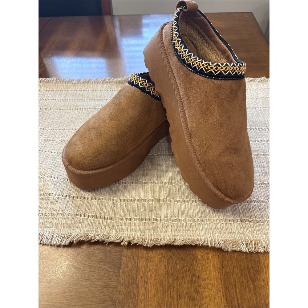 SHELN  Tasman Size 11 Brown clog Platform slides Excellent Condition Women's